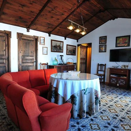 El Romerito Guest House Zalamea la Real Екстериор снимка