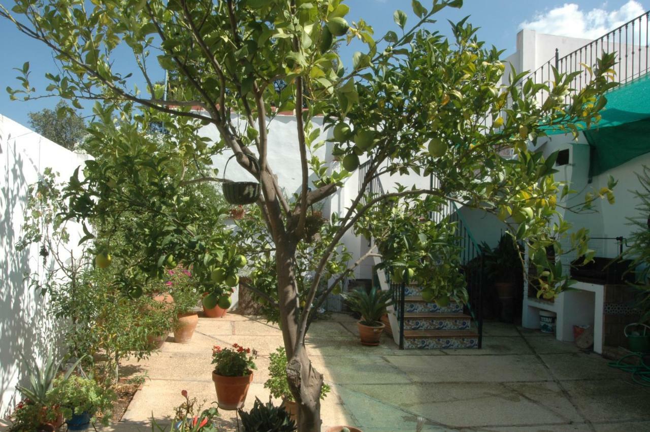 El Romerito Guest House Zalamea la Real Екстериор снимка