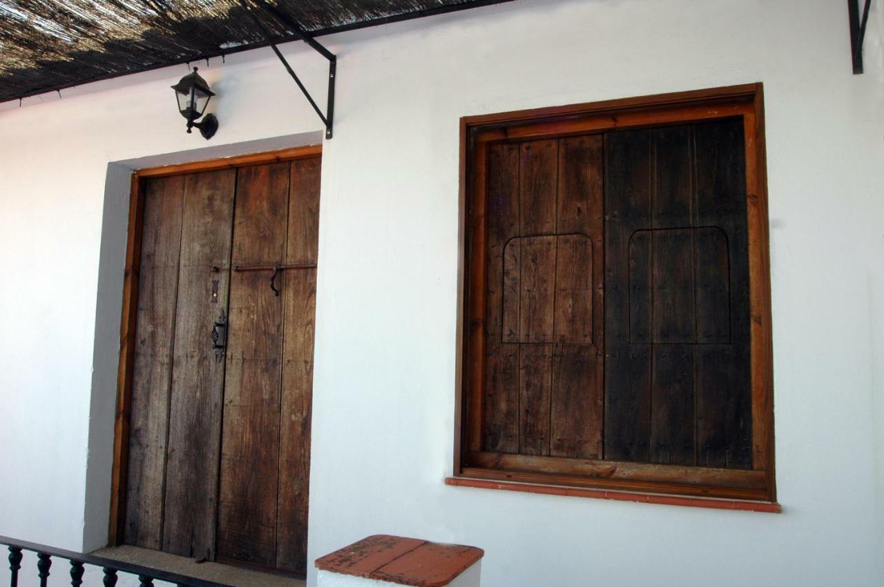 El Romerito Guest House Zalamea la Real Екстериор снимка