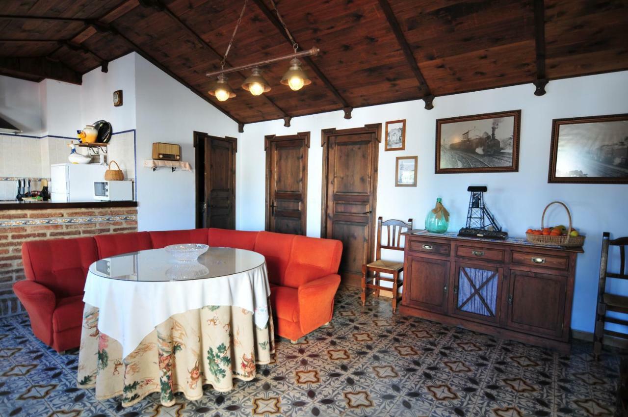 El Romerito Guest House Zalamea la Real Екстериор снимка