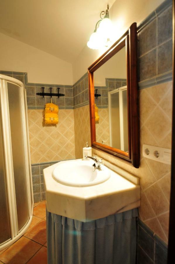 El Romerito Guest House Zalamea la Real Екстериор снимка